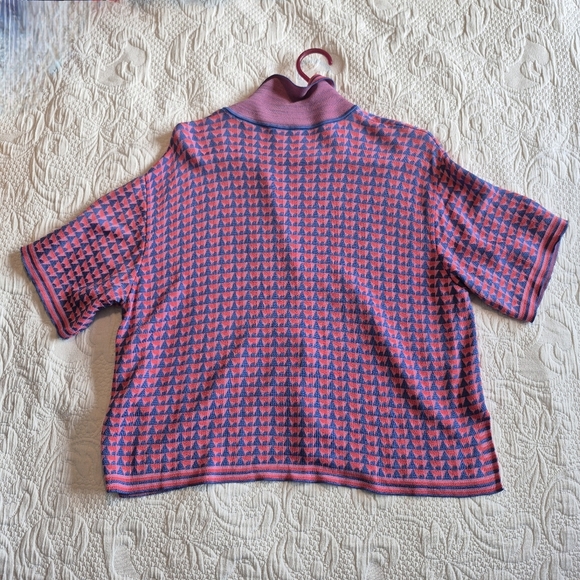Zara women's size Small short sleeve sweater blue pink & red geometric design - Picture 3 of 6